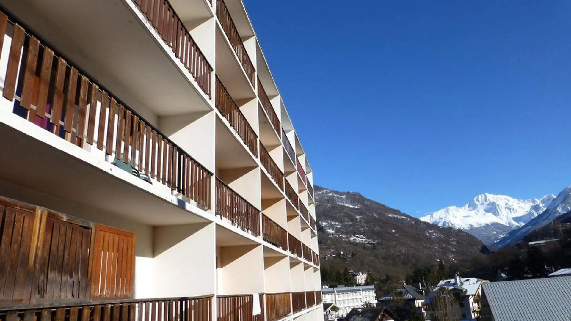 Apartment Studio 2 Pers Avec Balcon Est Spacieux, Centre Station Proche Thermes Et Telecabine, Parking Inclus - Fr-1-512-151 Brides-les-Bains