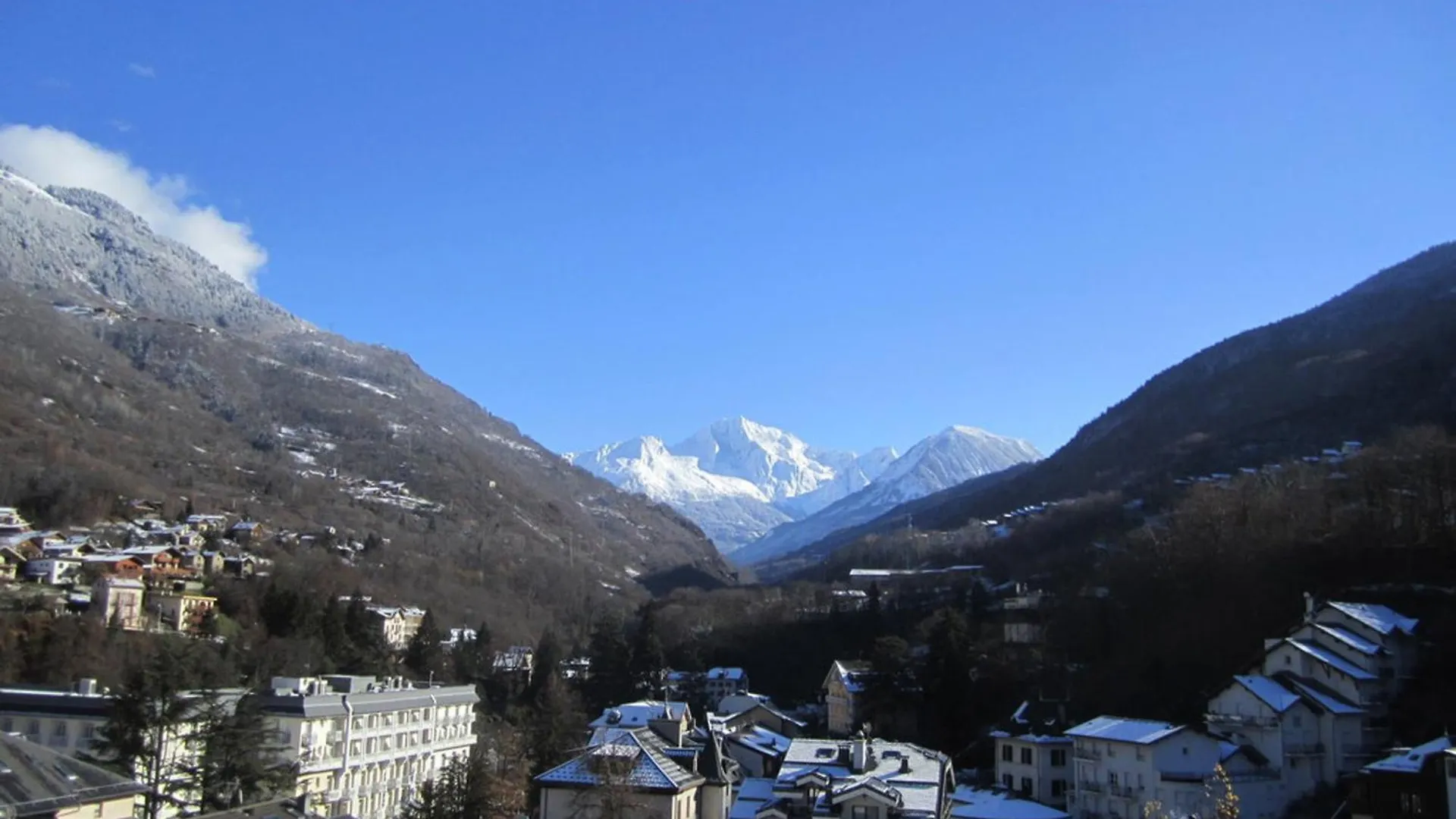Studio 2 Pers Avec Balcon Est Spacieux, Centre Station Proche Thermes Et Telecabine, Parking Inclus - Fr-1-512-151 Brides-les-Bains